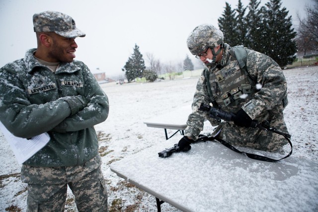 Headquarters Command Battalion holds first Best Warrior Competition
