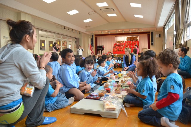 Children from Camp Zama visit Japanese kindergarteners for 'Friendship Day'