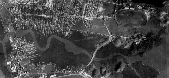 In 1936, the Ca&ntilde;o Mart&iacute;n Pe&ntilde;a channel had a width from 200-400 feet