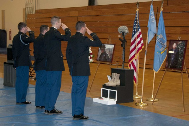 229th MI Battalion Soldiers honor fallen comrade at Presidio of Monterey memorial ceremony