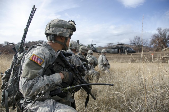 Air Assault rehearsal at Fort Hunter Liggett