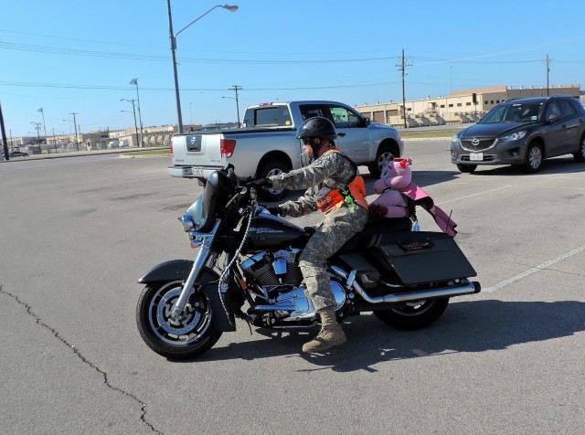 Easy riding into motorcycle season the Army way!