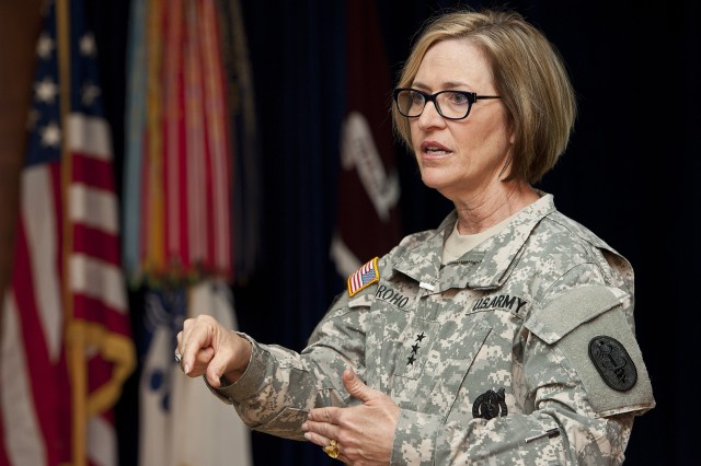 Army surgeon general conducts town hall at Tripler Army Medical Center