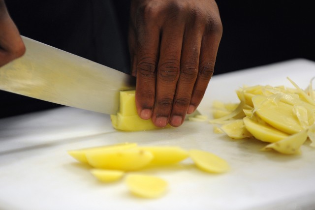 Slicing culinary art