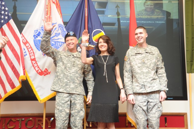 TRADOC welcomes new commanding general