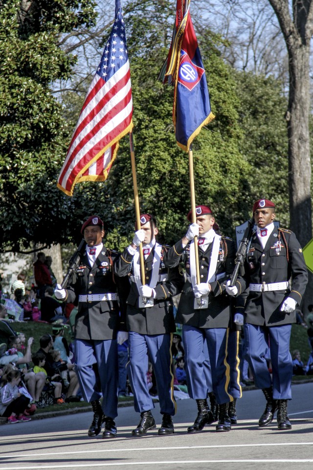 82nd Abn. Div. perform at weekend Raleigh events