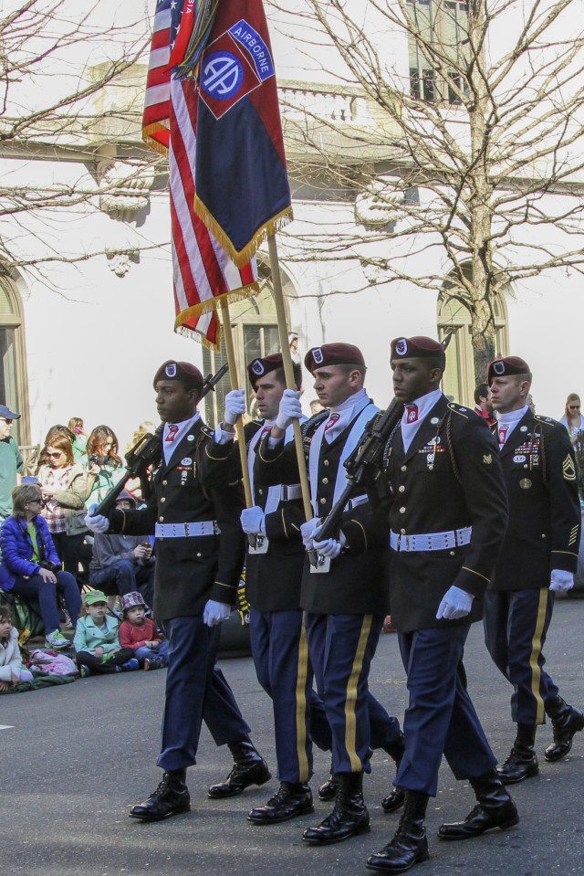 82nd Abn. Div. perform at weekend Raleigh events