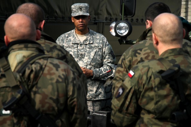 16th SB trains Allied soldiers in Poland