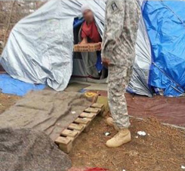 Soldier serving homeless goes viral on social media