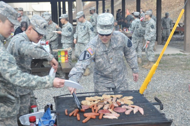 210th FA Bde. Chaplains host barbecue
