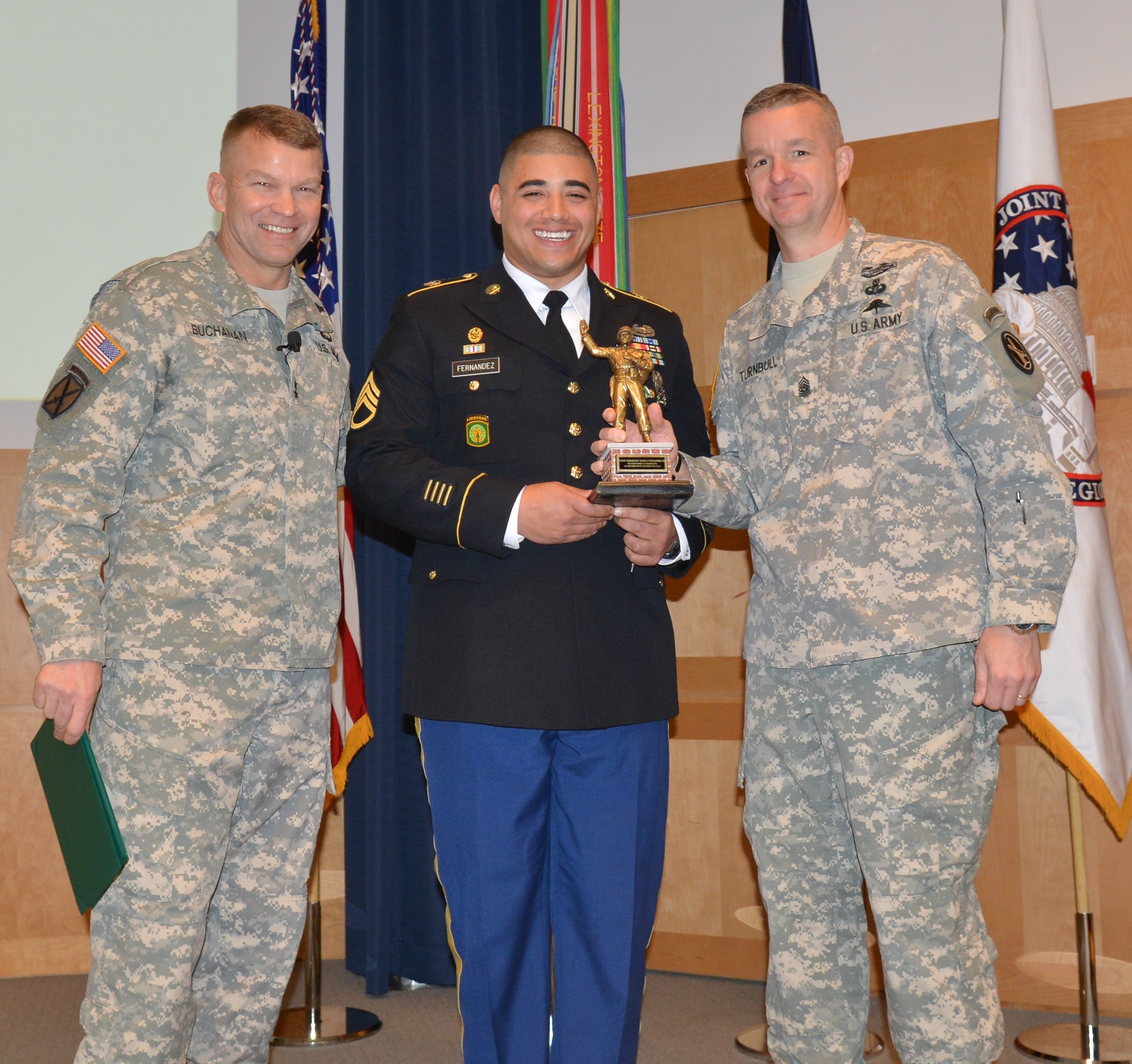 MDW Police Officers Recognized | Article | The United States Army