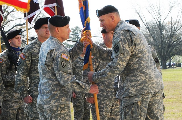 New command team assumes lead of Aviation, USAACE, Fort Rucker