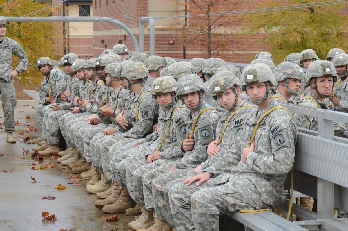 Jump To Feed The Hungry | Article | The United States Army