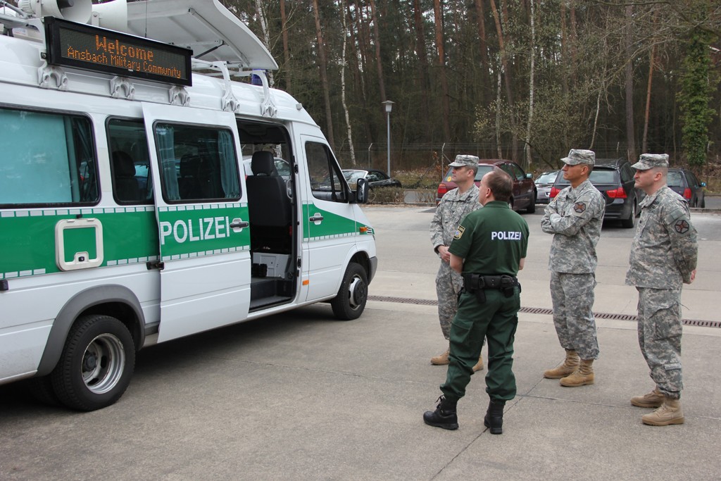 usag-ansbach-command-visits-bavarian-quick-reaction-police-force-in