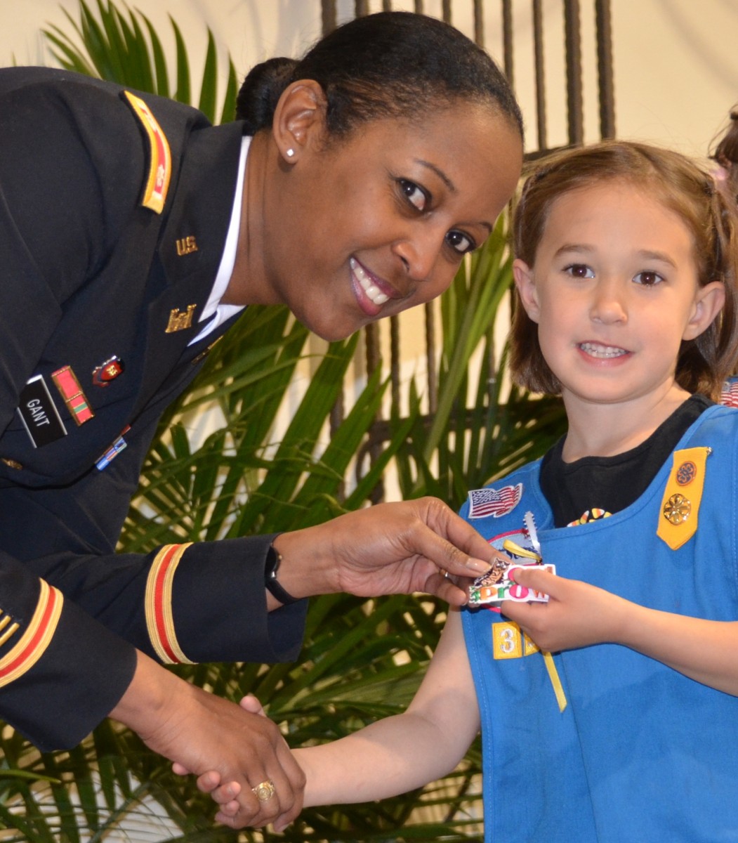 Albuquerque Girl Scout Troup Receives Badges for Joint Collaboration