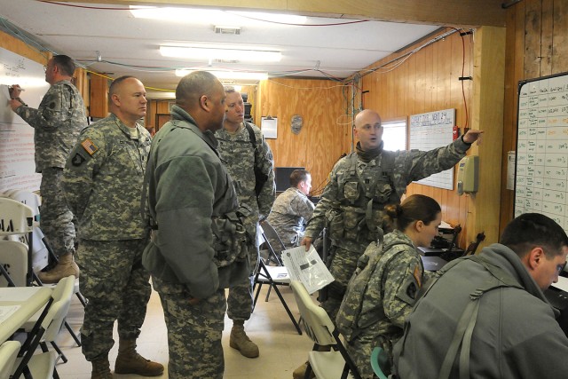 First Army Division-West leadership visits troops at WAREX