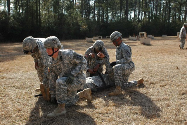 177th Armored Brigade Soldiers train for CLS certification at Camp Shelby