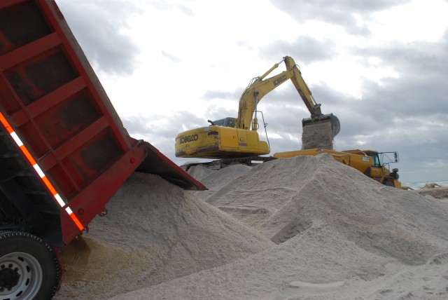 Broward County sand renourishment deliveries