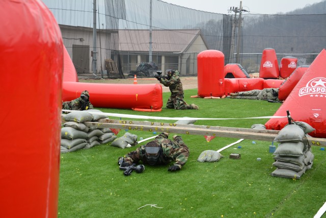 Soldiers compete in the Thunder Crucible