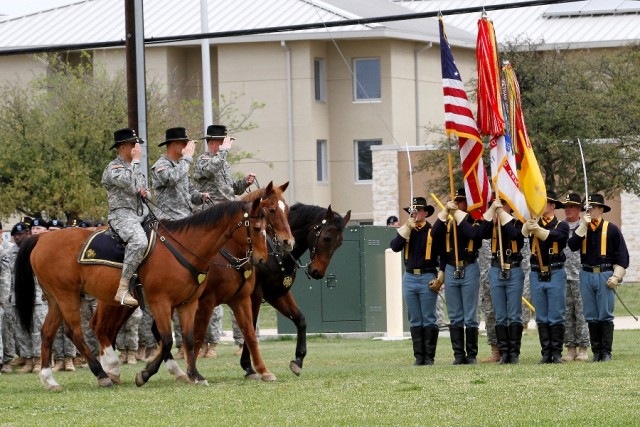 Brigade welcomes new command team
