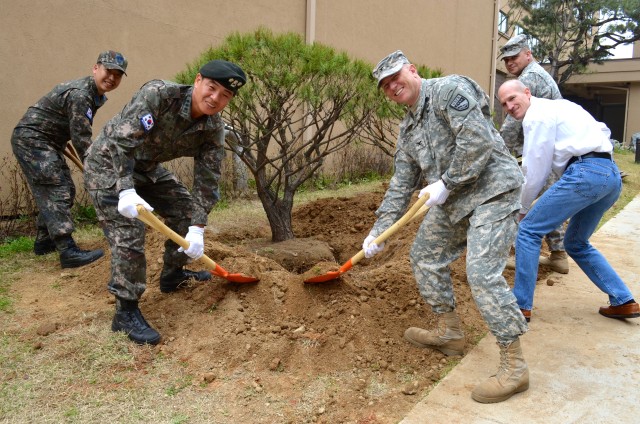3rd BCD-K leaders celebrate Arbor Day