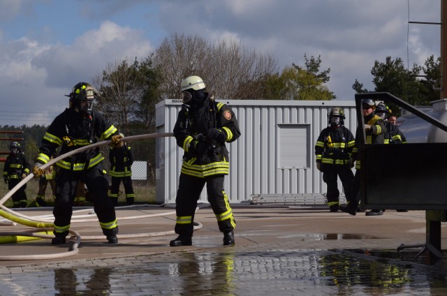 Combined training connects firefighters from three countries