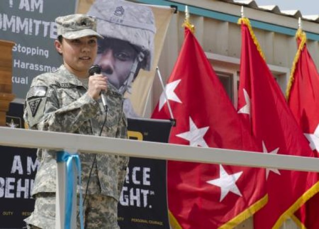 US Army Central fights sexual assault, harassment with new 24-hour center [Image 4 of 4]