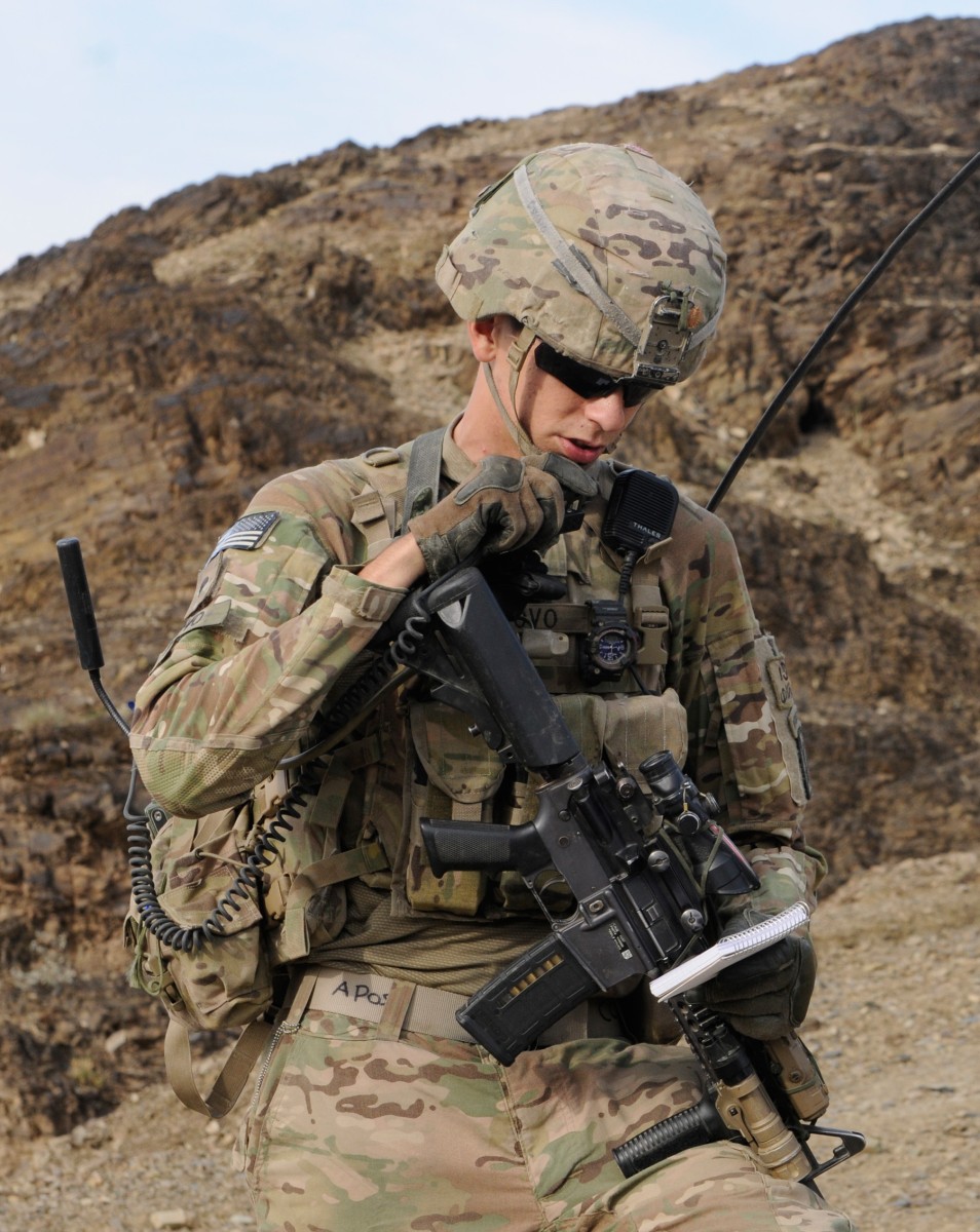 Army awards competitive radio contract | Article | The United States Army