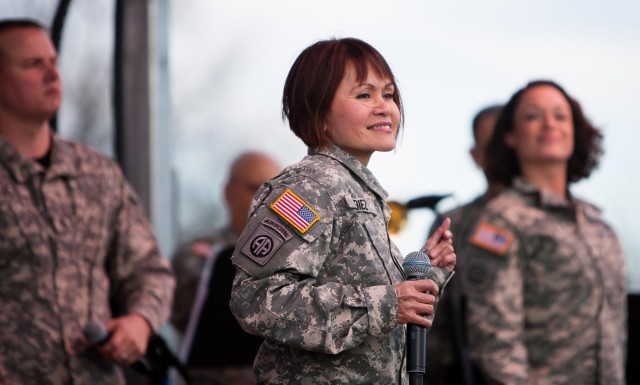 Marines, Soldiers celebrate emergence of cherry blossoms