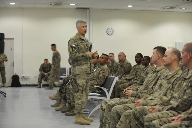 SMA Chandler visits deployed troops, shares future NCO vision | Article ...