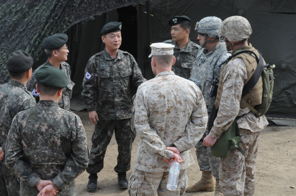 Army, Marines train with South Korean Army to improve fire-support ...