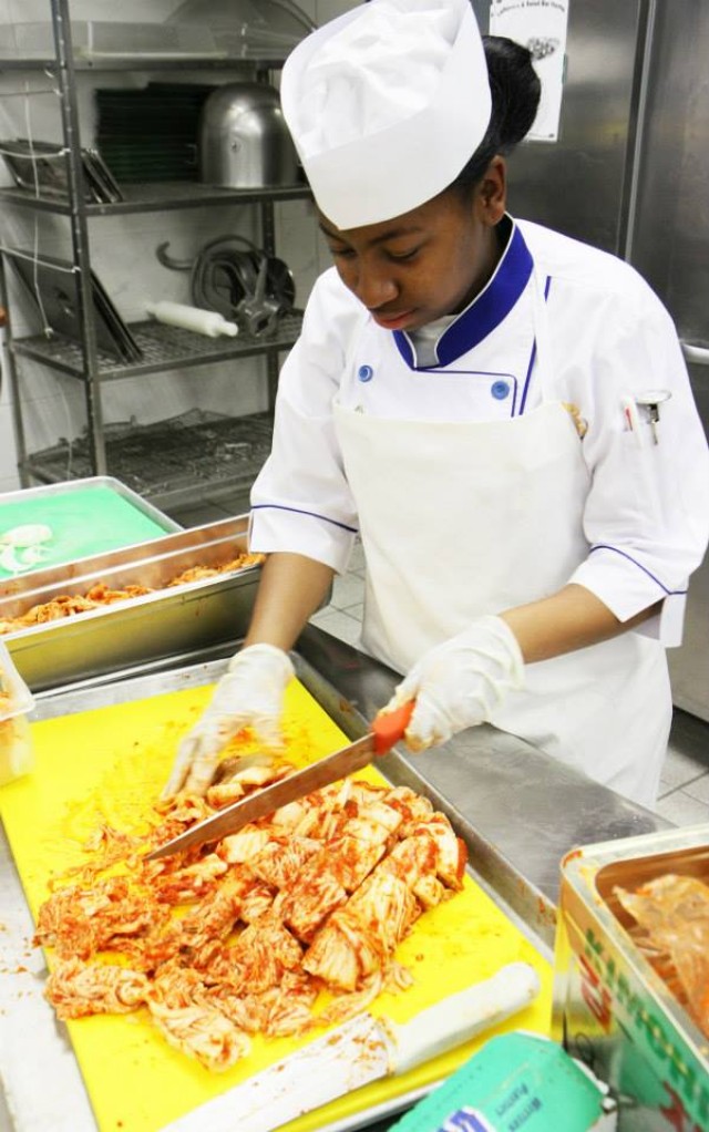 19th ESC competes for Army's Top Dining Facility title