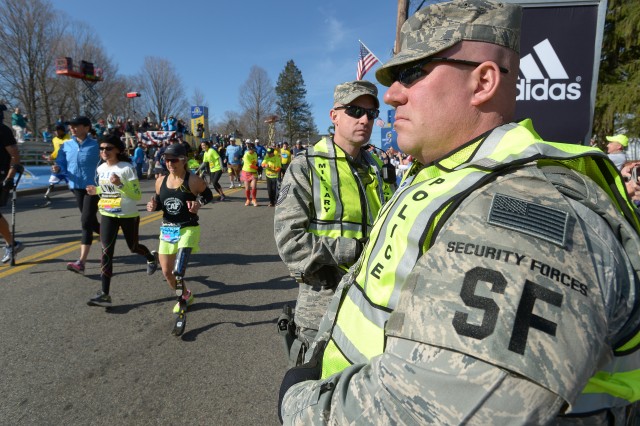 National Guard supports 2014 Boston Marathon