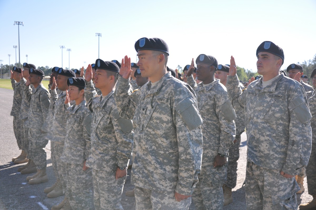 New Soldiers start career with naturalization ceremony | Article | The ...