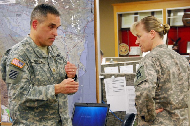 Shoulder-to-shoulder First Army trains Ohio Guard engineers for major exercise