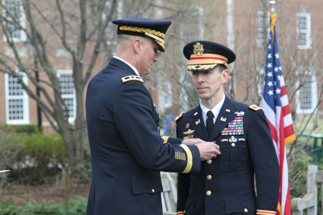 Col. Everett Spain receives the Soldier's Medal