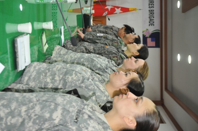 ROK-U.S. leaders discuss integrating women into field artillery