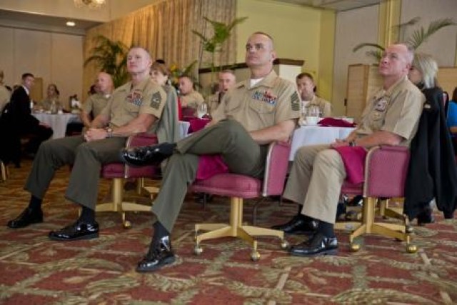 Marines discuss, build awareness of sexual assault [Image 5 of 6]