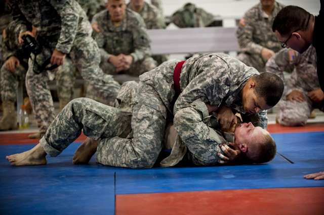 Best Warrior Soldiers battle during combatives tournament