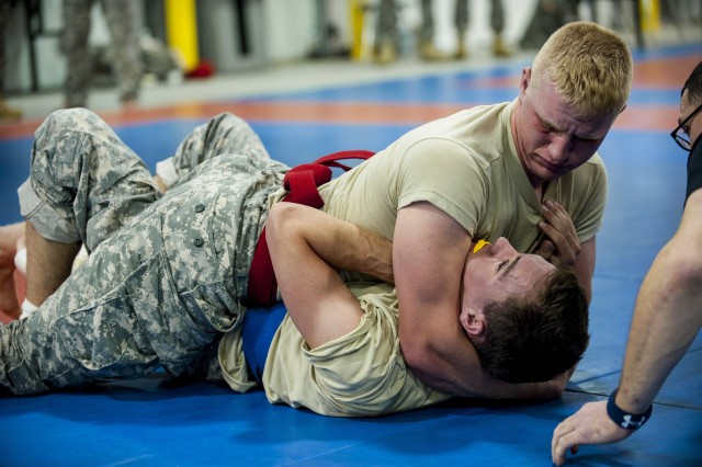 Best Warrior Soldiers battle during combatives tournament