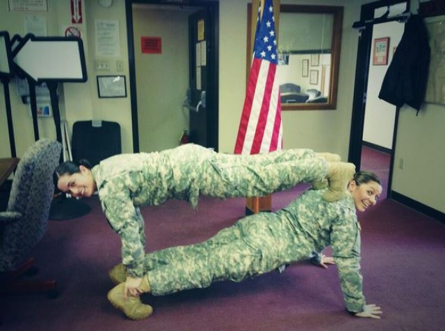 These Soldiers are dedicated to their plank practice