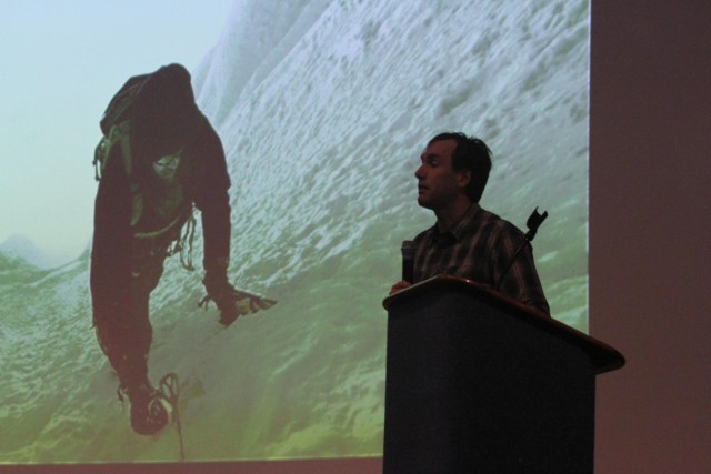 Mountain climber speaks to deploying Soldiers on teamwork, resiliency