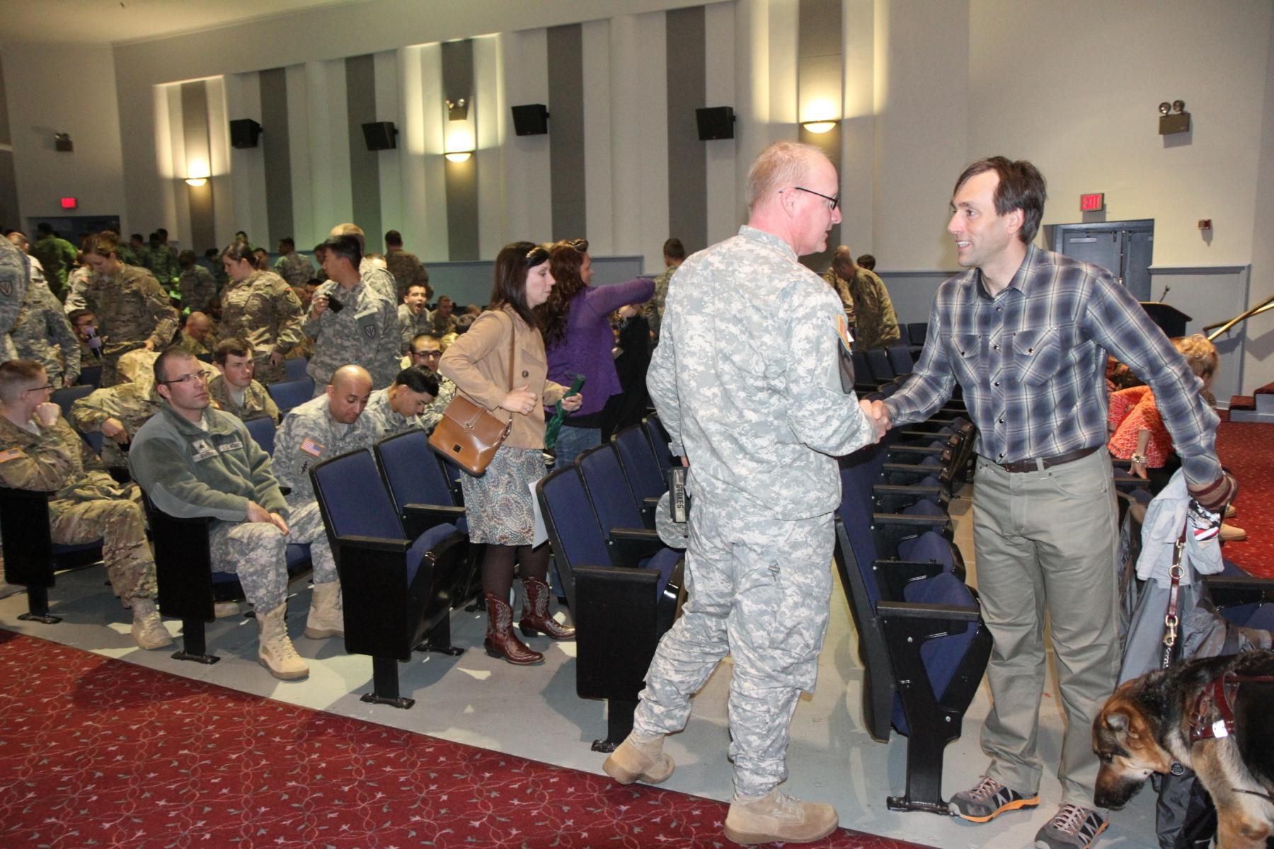 Mountain climber speaks to deploying Soldiers on teamwork, resiliency ...