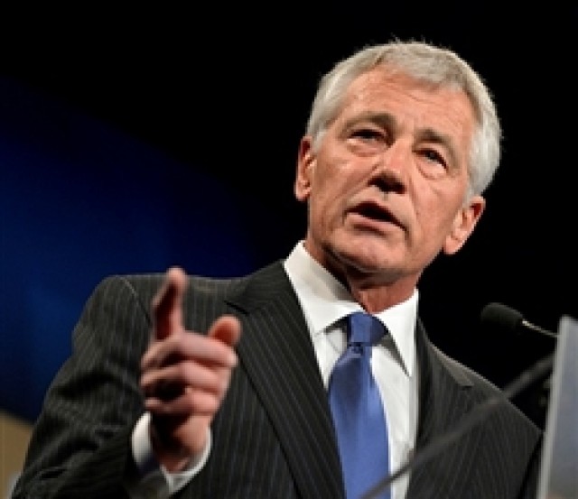 Hagel to Visit Recruits at Naval Training Center Great Lakes [Image 1 of 1]