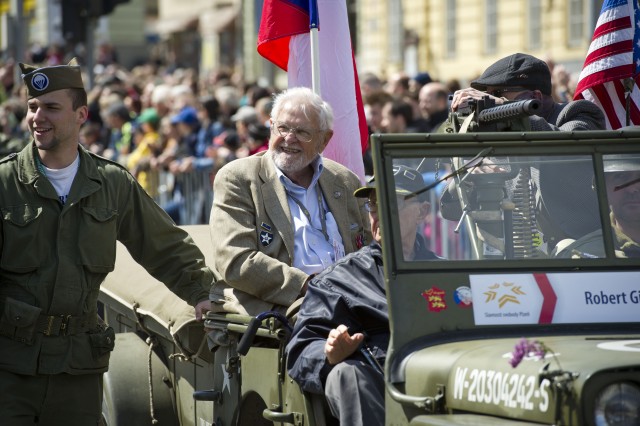 Army Veteran James Duncan takes part in the Pilsen Liberation Festival parade