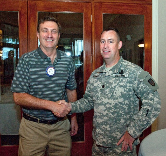 ANMC Commander speaks to Rotary Club