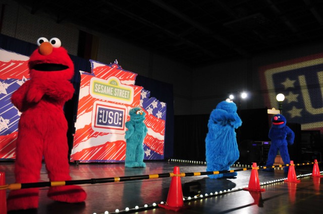 'Sesame Street' teaches military kids about resilience
