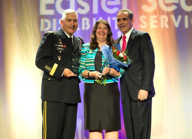 Vice chief, wife named recipients of Easter Seals Advocacy Awards