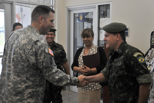 Texas Guardsmen share response lessons with Brazilians