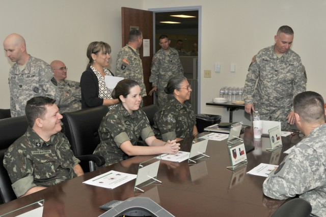 Texas Guardsmen share response lessons with Brazilians